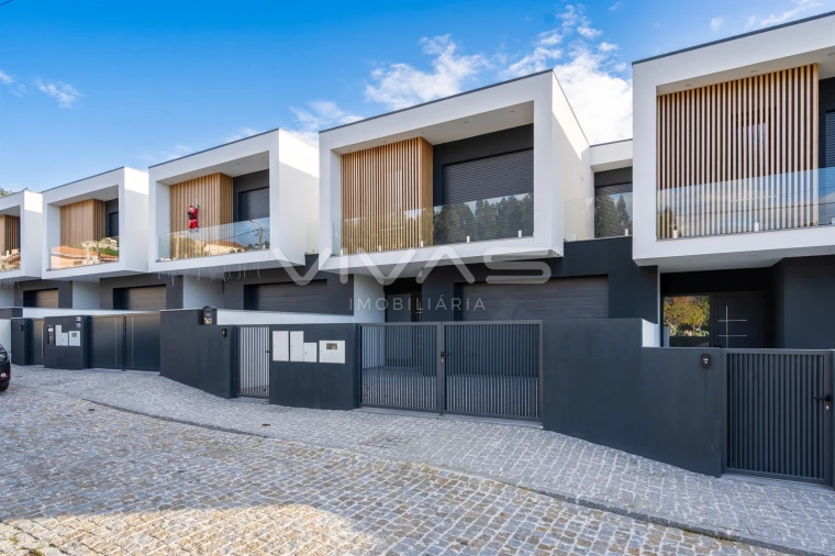 Moradia T3 para Venda em Alpendorada, Várzea e Torrão