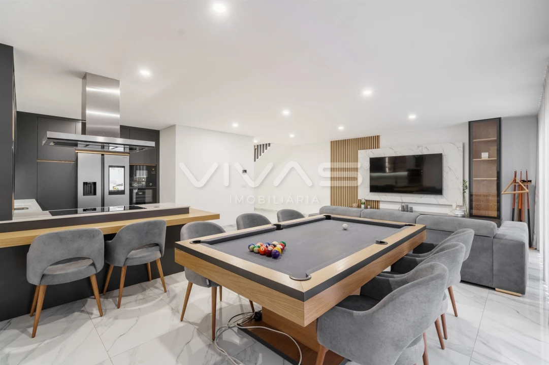 Moradia T3 para Venda em Alpendorada, Várzea e Torrão Foto 10