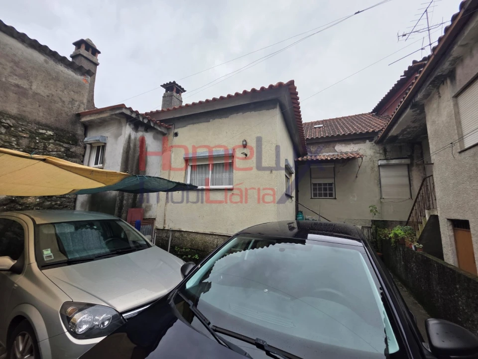 Moradia T4 para Venda em Silgueiros Foto 4