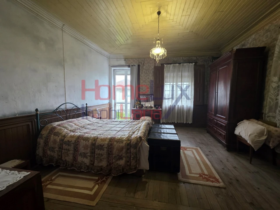 Moradia T4 para Venda em Silgueiros Foto 43