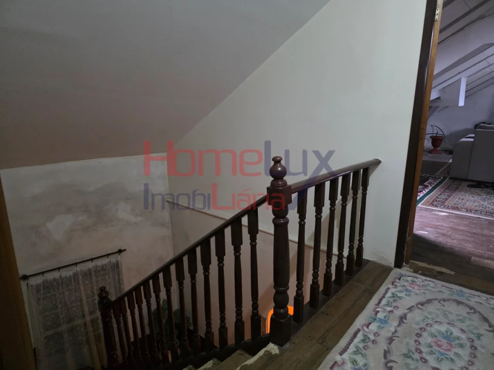 Moradia T4 para Venda em Silgueiros Foto 52