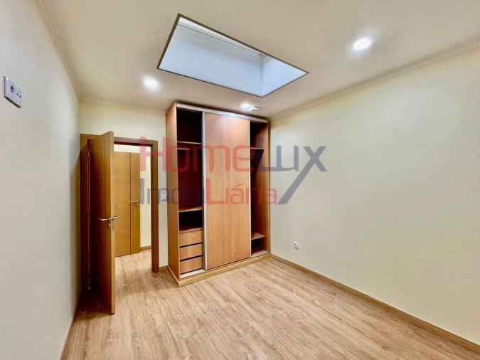 Moradia T4 para Venda em Campanhã Foto 6