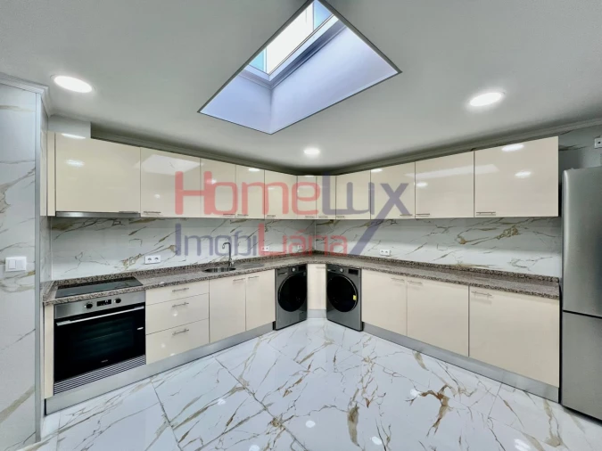 Moradia T4 para Venda em Campanhã Foto 16