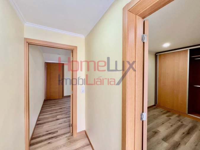 Moradia T4 para Venda em Campanhã Foto 23