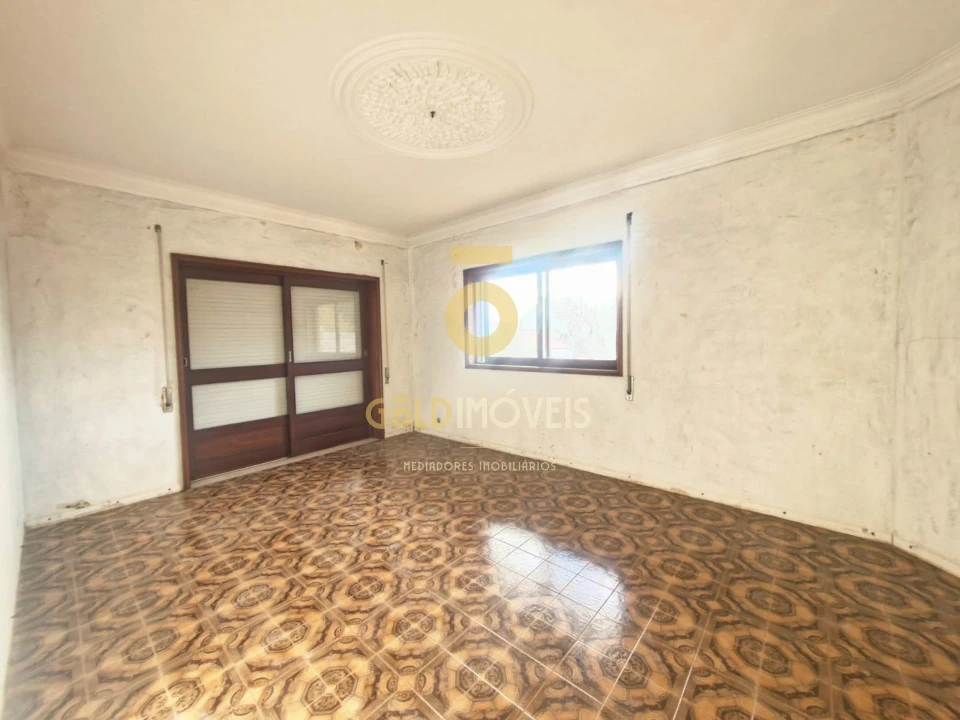 Moradia T4 para Venda em Santa Maria de Lamas Foto 7