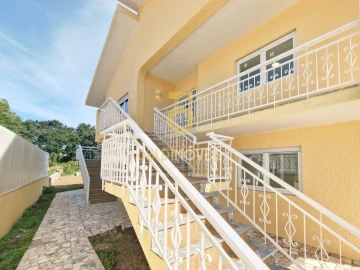 Moradia T4 para Venda em Santa Maria de Lamas