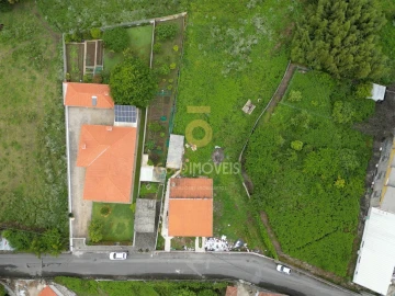 Moradia T4 para Venda em Santa Maria de Lamas