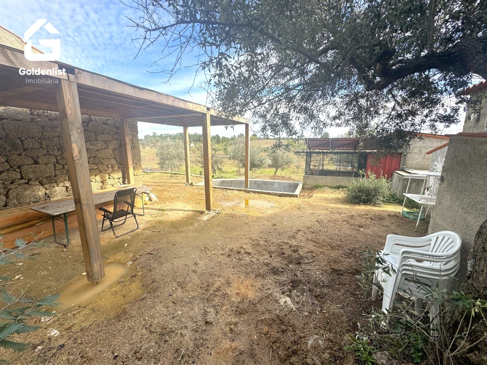 Quinta T1 para Venda em Escalos de Cima e Lousa Foto 44