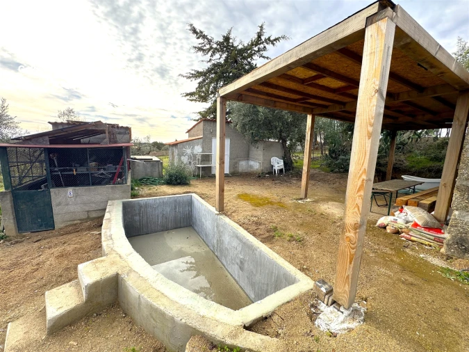 Quinta T1 para Venda em Escalos de Cima e Lousa Foto 43