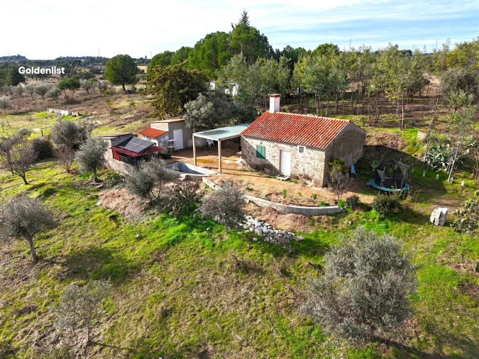Quinta T1 para Venda em Escalos de Cima e Lousa Foto 2