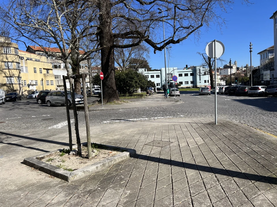 Apartamento T3 para Venda em Lordelo do Ouro e Massarelos Foto 12