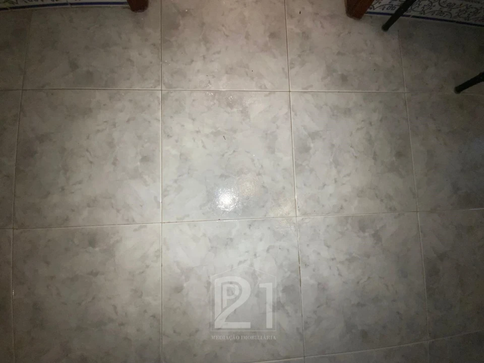 Apartamento T1 para Venda em Massamá e Monte Abraão Foto 27