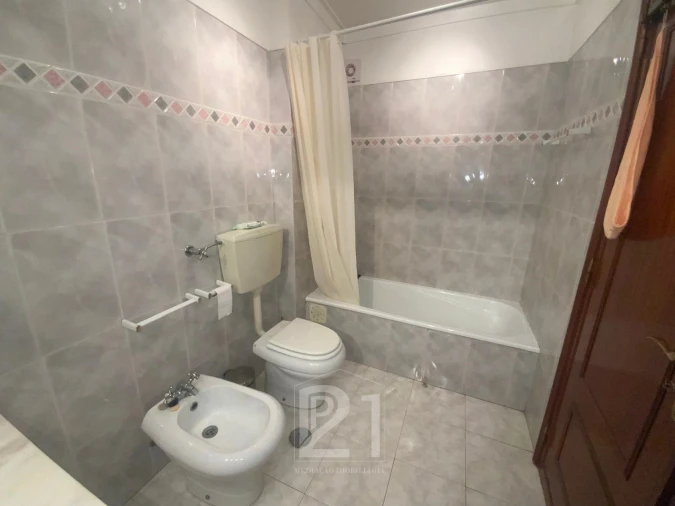 Apartamento T1 para Venda em Massamá e Monte Abraão Foto 9