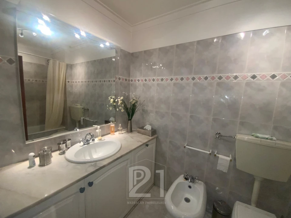 Apartamento T1 para Venda em Massamá e Monte Abraão Foto 6