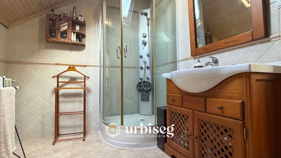 Moradia T4 para Venda em Quiaios Foto 47