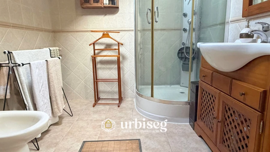 Moradia T4 para Venda em Quiaios Foto 48