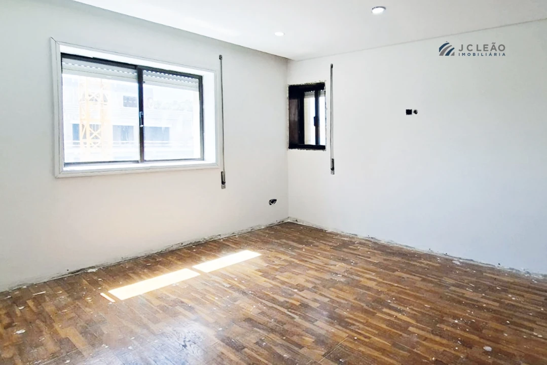 Apartamento T4 para Venda em Paredes Foto 36