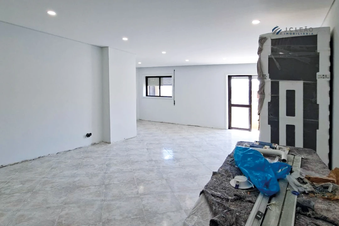 Apartamento T4 para Venda em Paredes Foto 14