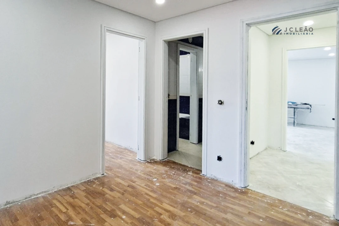 Apartamento T4 para Venda em Paredes Foto 25