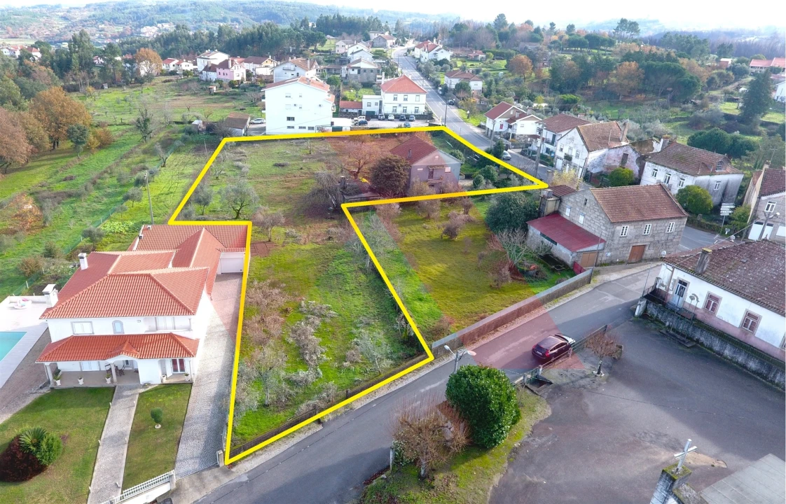 Moradia T3 para Venda em Covas e Vila Nova de Oliveirinha Foto 18