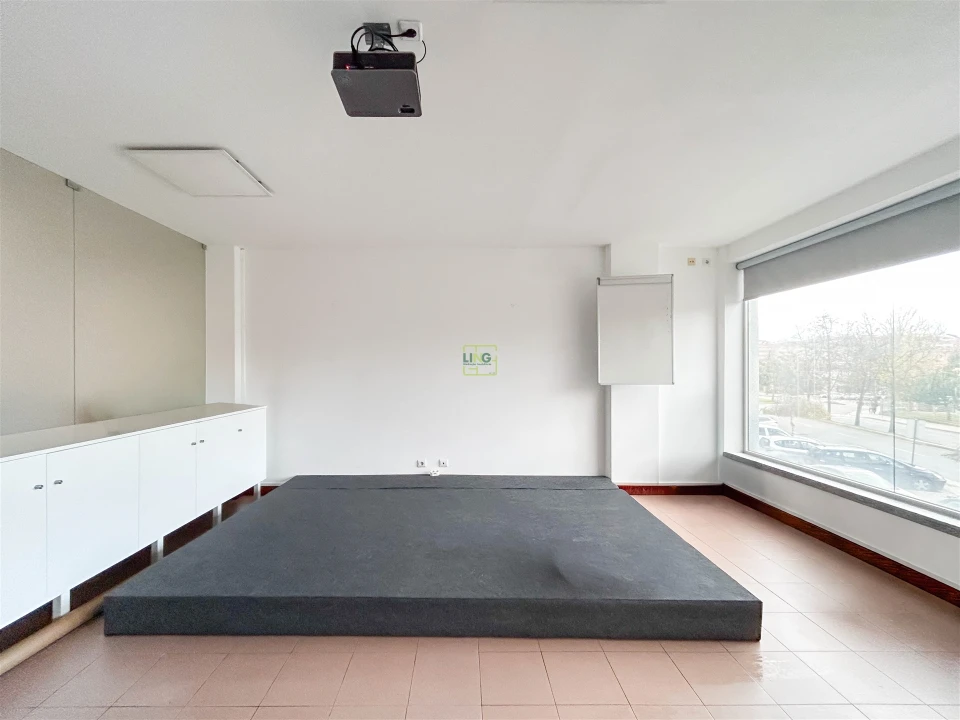 Loja para Arrendamento em Castelo Branco Foto 11