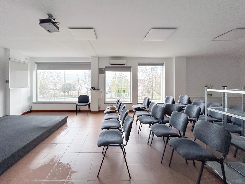 Loja para Arrendamento em Castelo Branco Foto 9