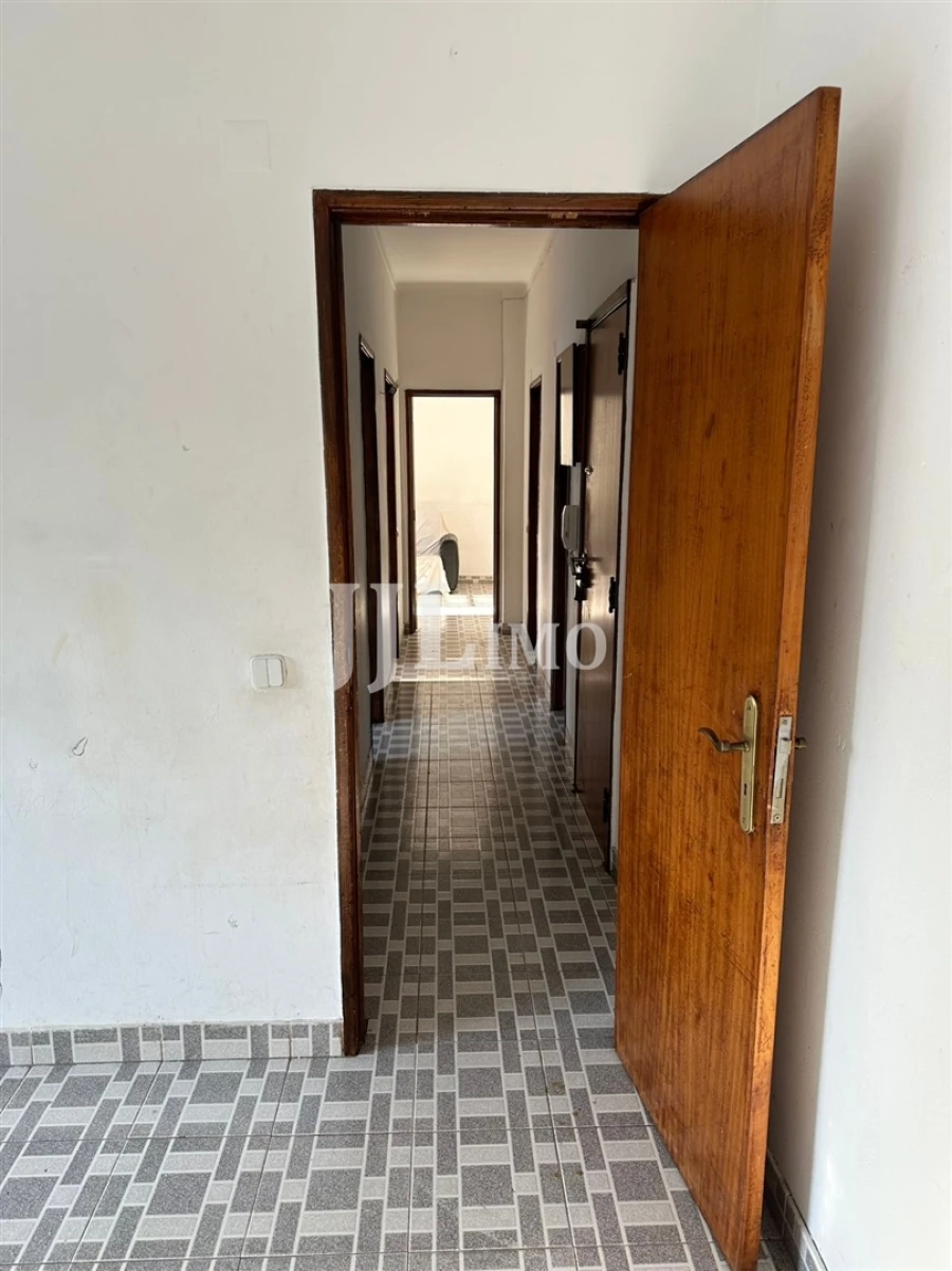 Apartamento T2 para Arrendamento em Amora Foto 3