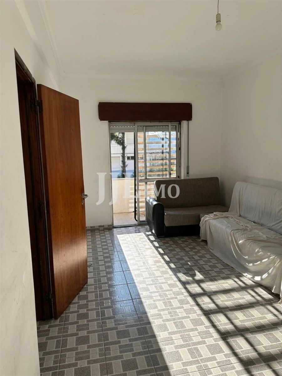 Apartamento T2 para Arrendamento em Amora