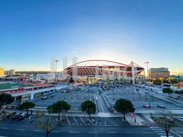 Apartamento T2 para Arrendamento em São Domingos de Benfica