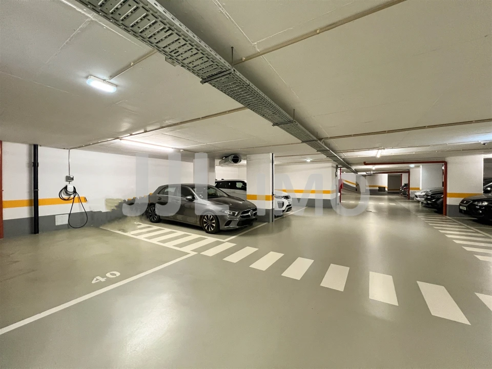 Apartamento T2 para Arrendamento em São Domingos de Benfica Foto 25