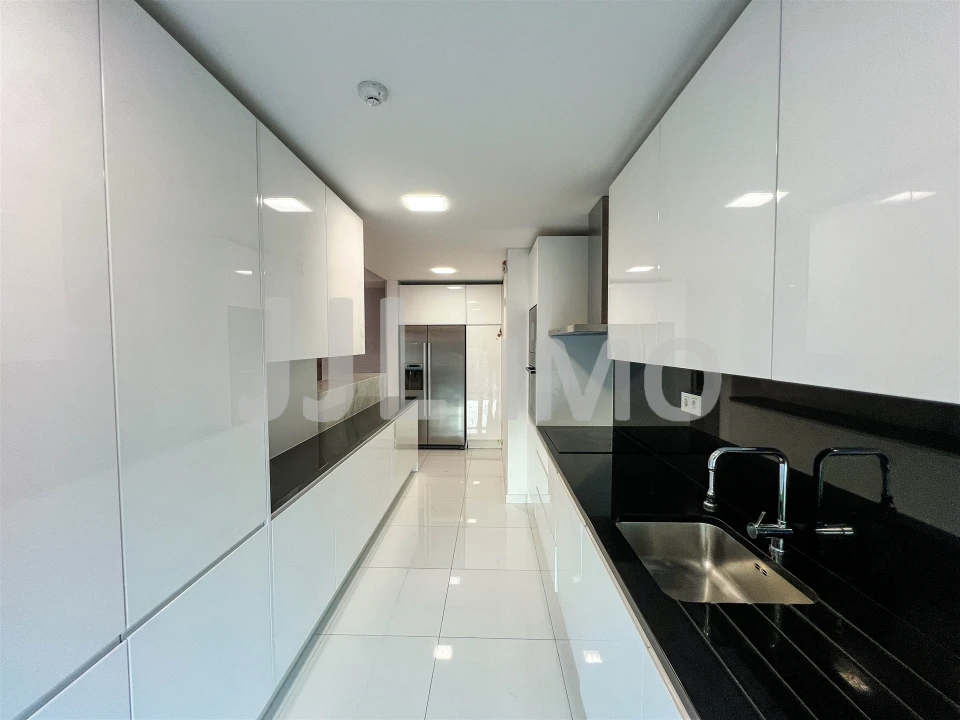 Apartamento T2 para Arrendamento em São Domingos de Benfica Foto 7