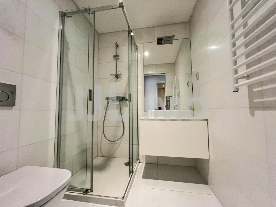 Apartamento T2 para Arrendamento em São Domingos de Benfica Foto 13
