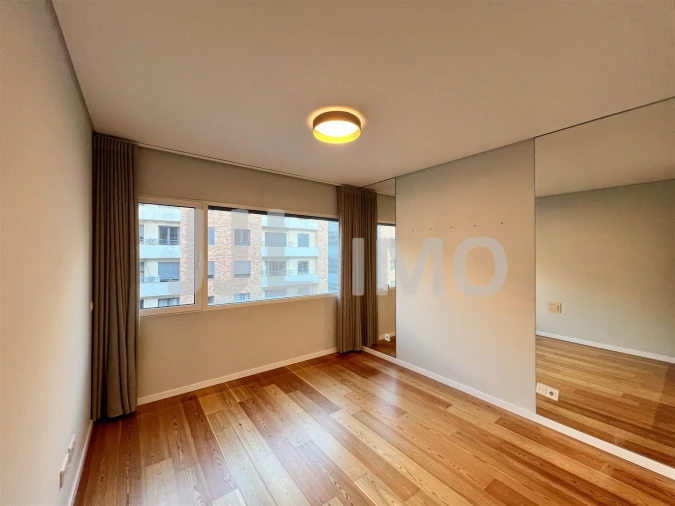 Apartamento T2 para Arrendamento em São Domingos de Benfica Foto 18