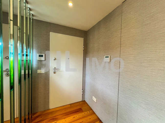 Apartamento T2 para Arrendamento em São Domingos de Benfica Foto 2