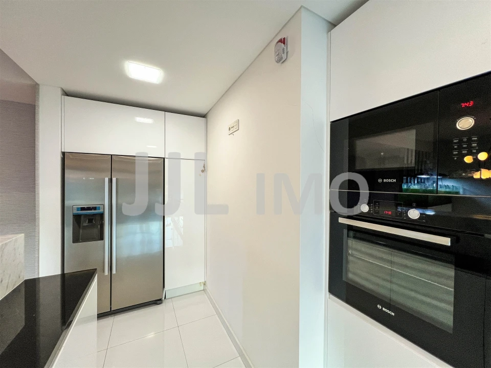 Apartamento T2 para Arrendamento em São Domingos de Benfica Foto 8