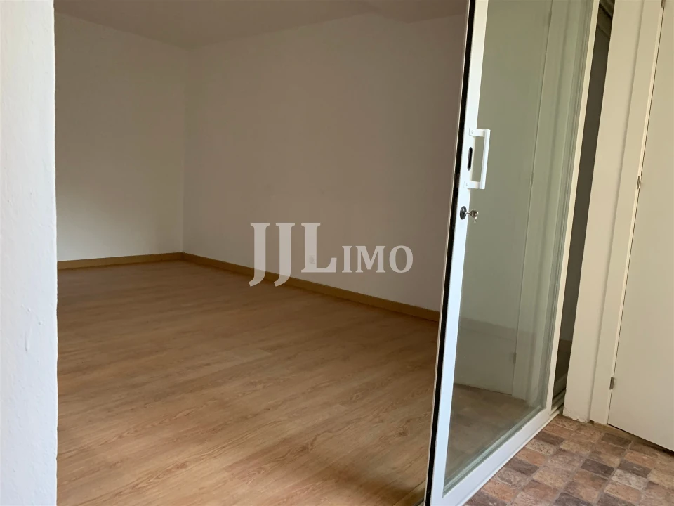 Moradia T2 para Arrendamento em Olivais Foto 9