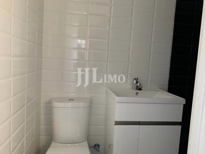 Moradia T2 para Arrendamento em Olivais Foto 13