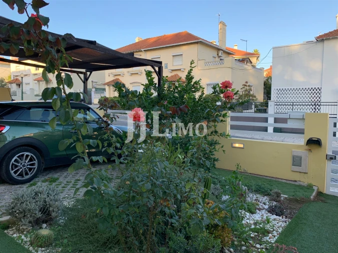 Moradia T2 para Arrendamento em Olivais Foto 2