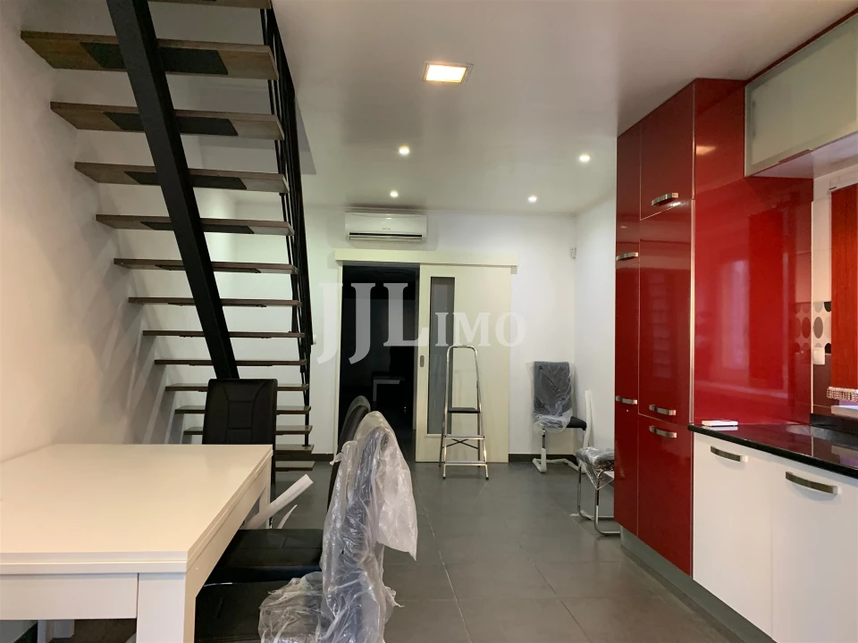 Moradia T2 para Arrendamento em Olivais Foto 4