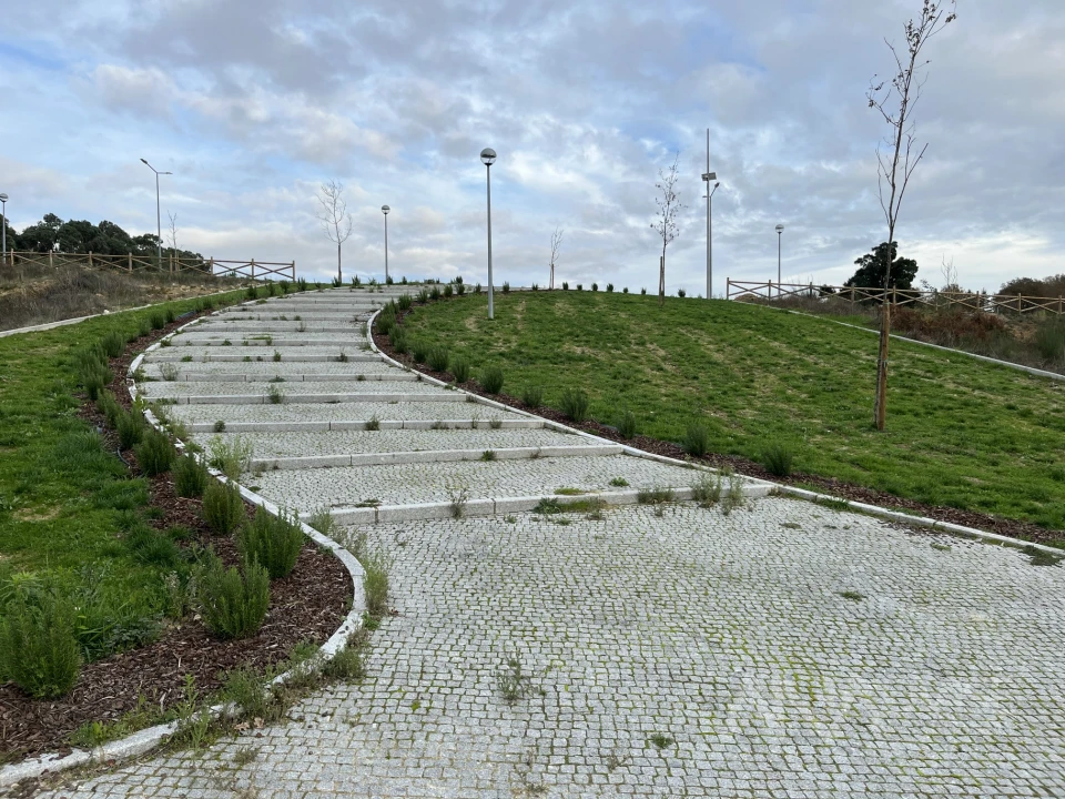 Terreno para Venda em Abraveses Foto 7