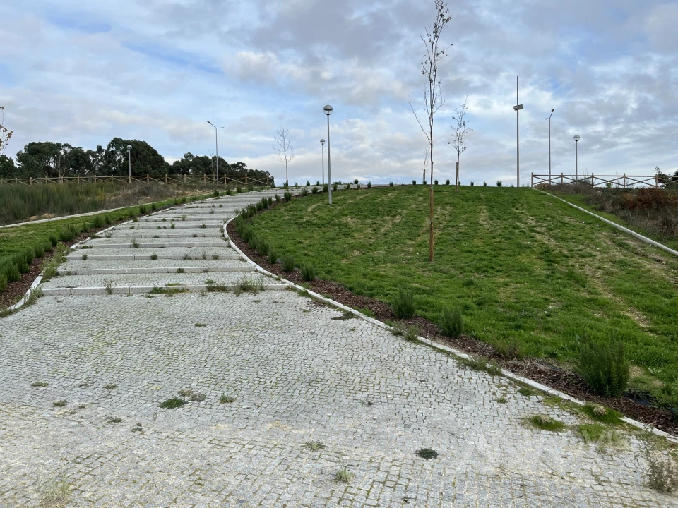 Terreno para Venda em Abraveses Foto 3