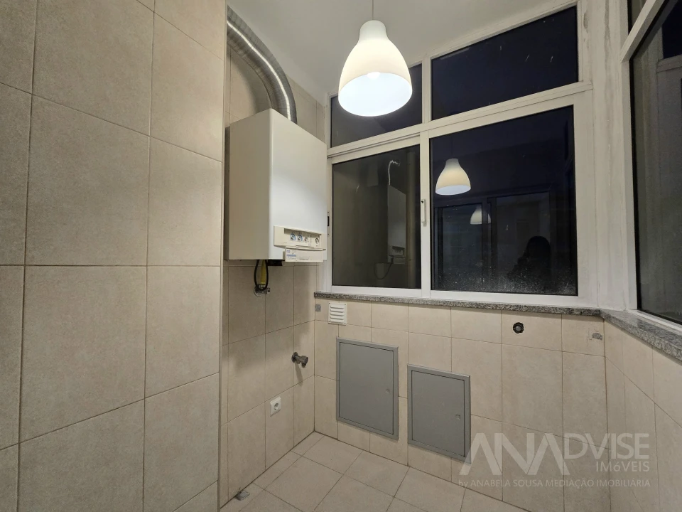 Apartamento T3 para Arrendamento em Viseu Foto 6