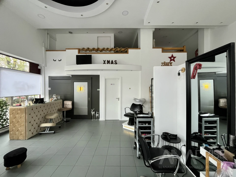 Loja para Arrendamento em Viseu Foto 7