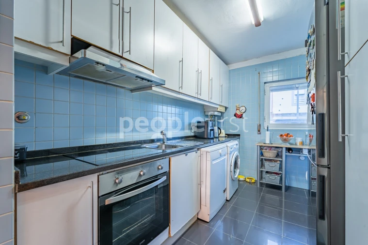 Apartamento T2 para Venda em Vilar de Andorinho Foto 8