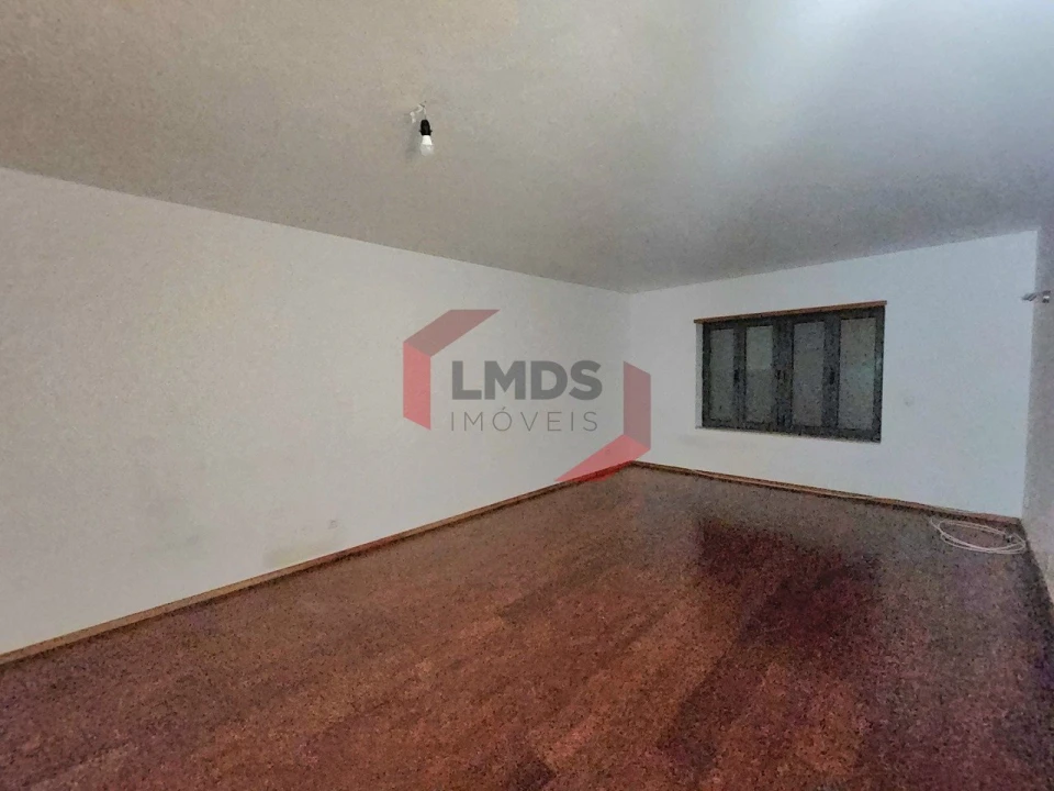 Apartamento T2 para Venda em Oliveira do Douro Foto 5