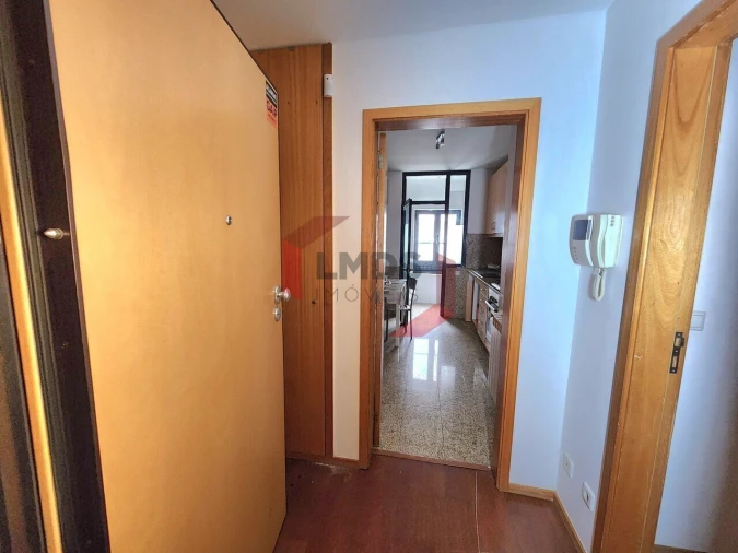 Apartamento T2 para Venda em Oliveira do Douro Foto 4
