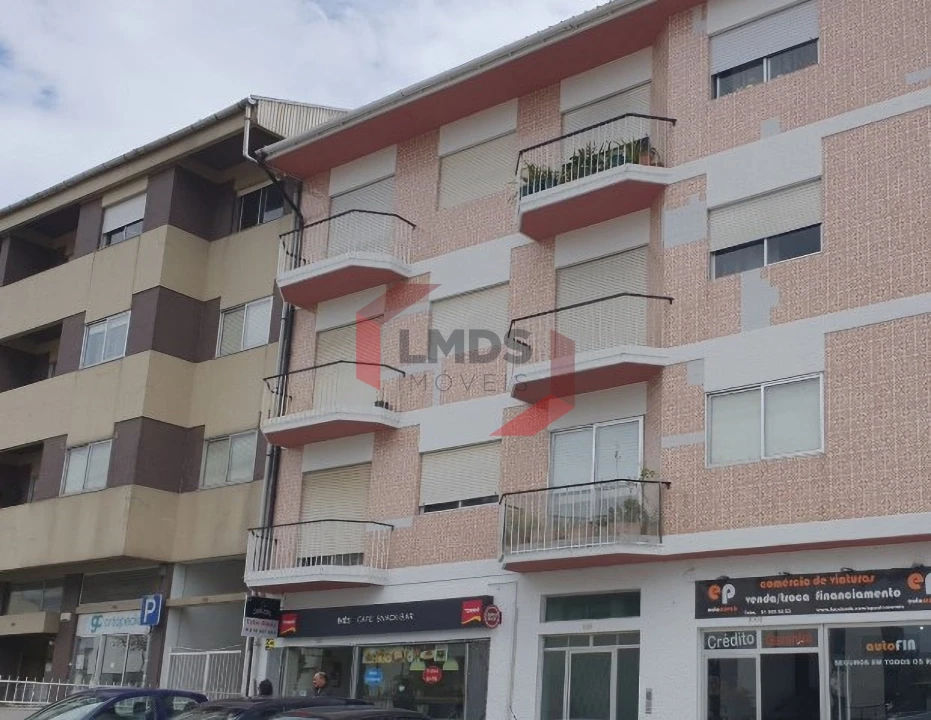 Apartamento T3 para Venda em São Mamede de Infesta e Senhora da Hora Foto 1