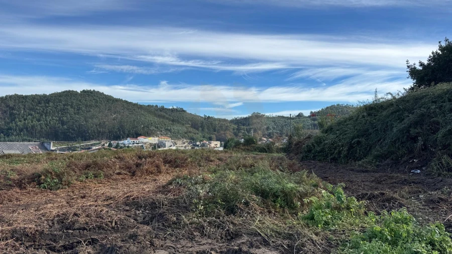 Moradia T3 para Venda em Vilarinho Foto 16