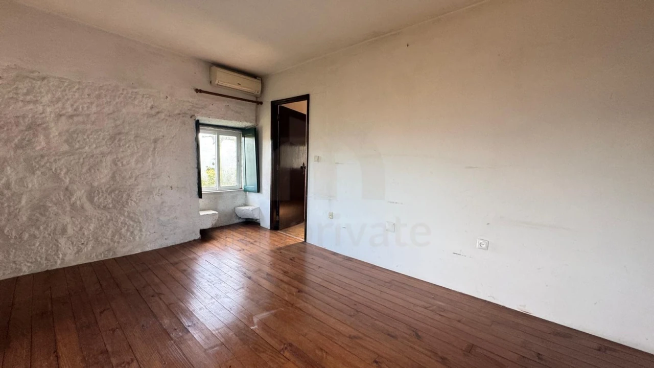 Moradia T3 para Venda em Vilarinho Foto 5