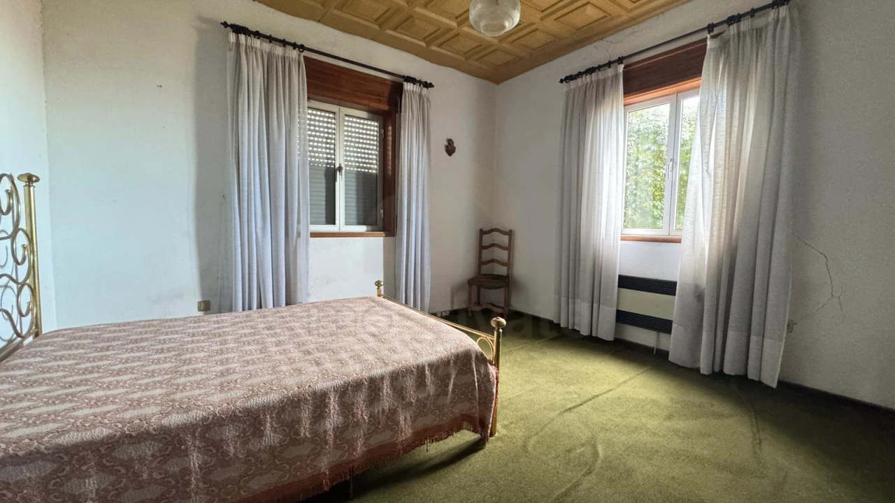 Moradia T6 para Venda em Vilarinho Foto 7